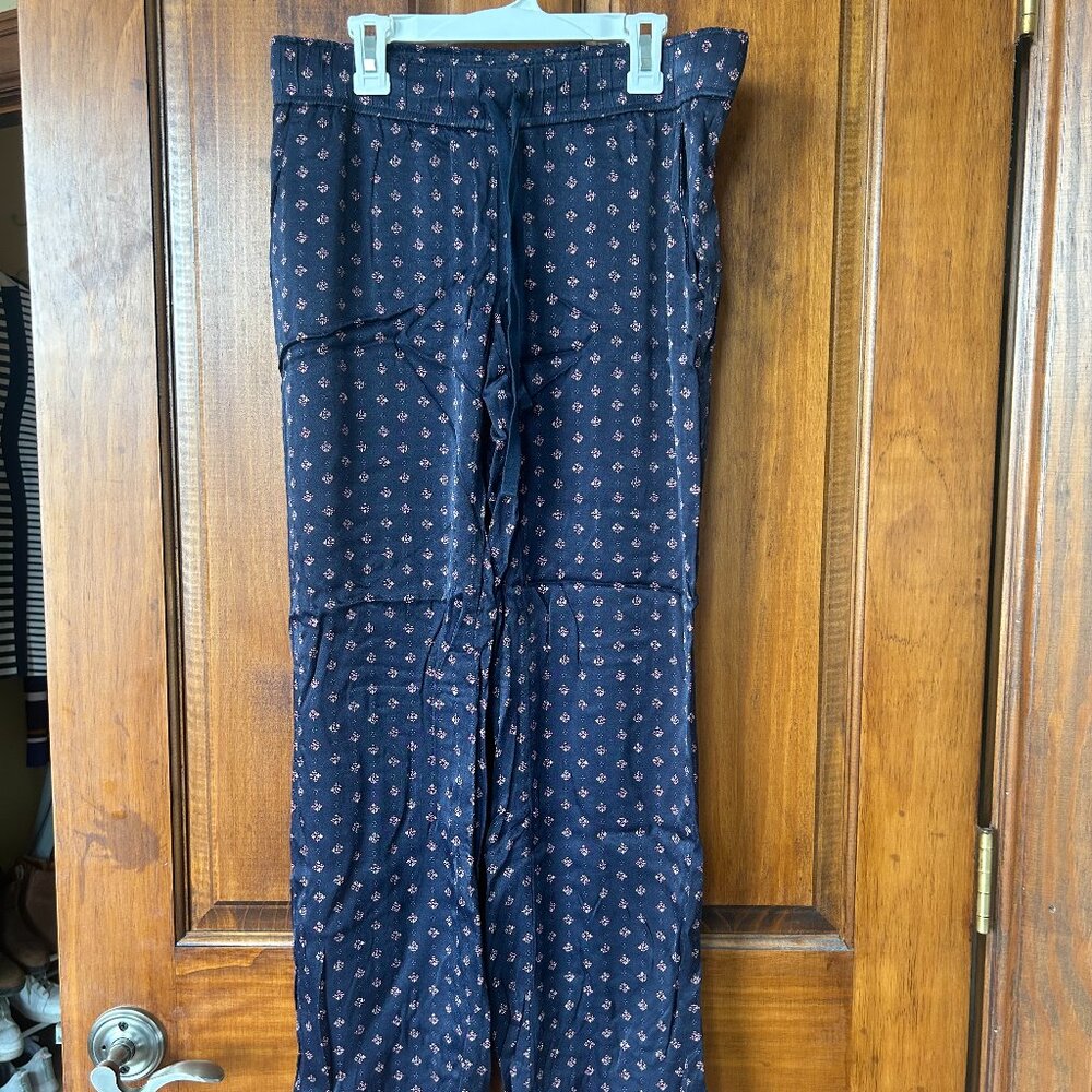 Women's LOFT Flowy Pants